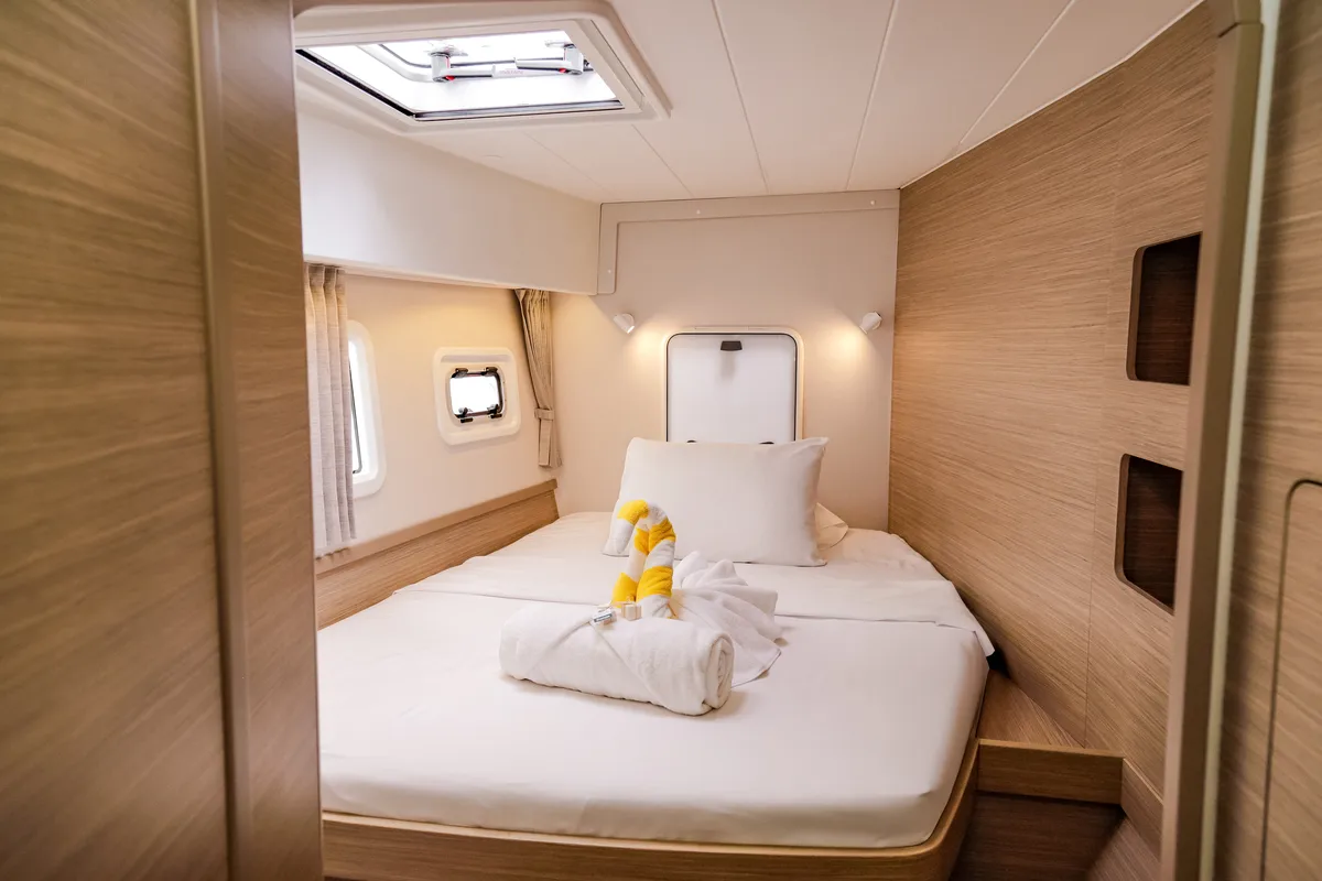 Cabin on Golden Bride, a Lagoon 42 catamaran at Roche Caiman, Seychelles