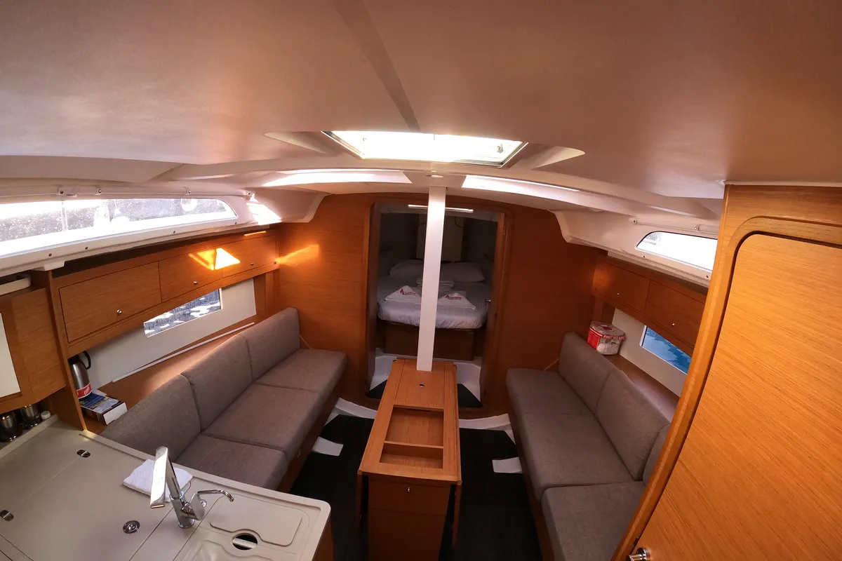 Salon of Momo, a Dufour 37 sailboat at Marmaris, Turkey