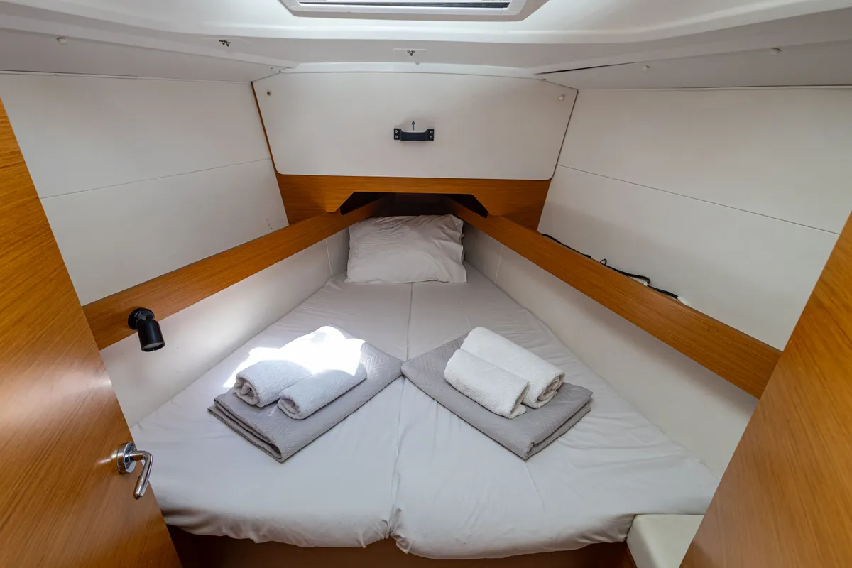 Cabin on Cherie Bibi, a Jeanneau Sun Odyssey 349 sailboat at Municipal Unit of Lefkada, Greece
