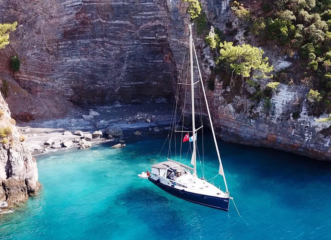 Cabin on Tundra, a Beneteau Oceanis 48 sailboat at Kaş, Turkey
