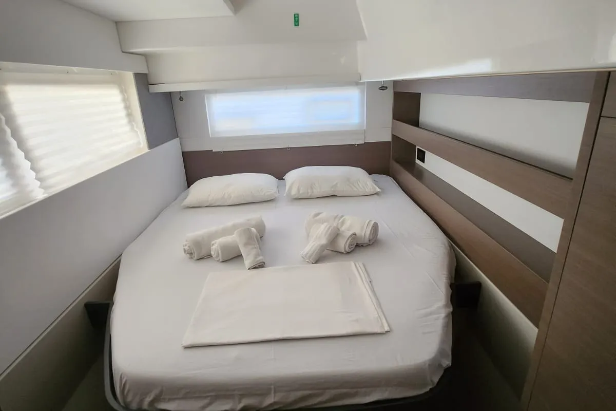 Cabin on Chrispy 2, a Leopard 45 catamaran at Cannigione, Italy