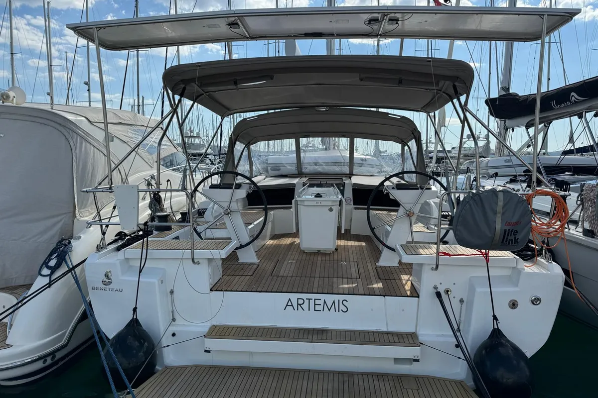 Cockpit of Artemis, a Beneteau Oceanis 46.1 sailboat at Općina Rogoznica, Croatia