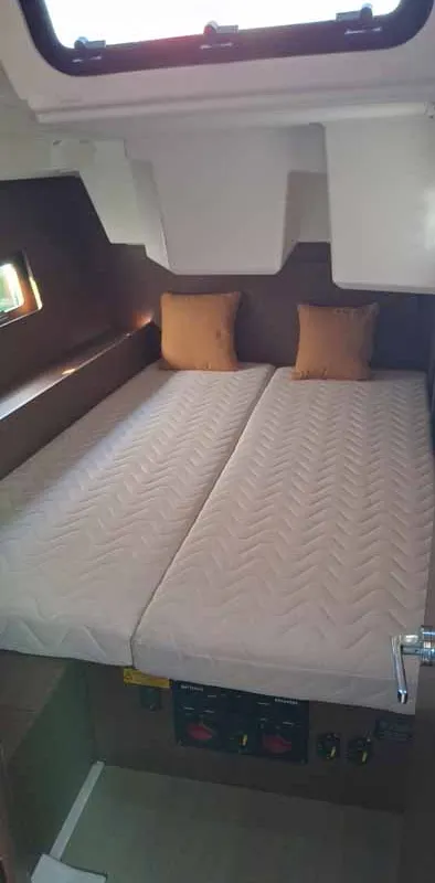 Cabin on All of you, a Beneteau Oceanis 46.1 sailboat at Tropea, Italy