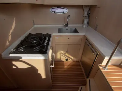 Galley of Pieton, a De Drait DeLuxe 42 motorboat at Akkrum, Netherlands