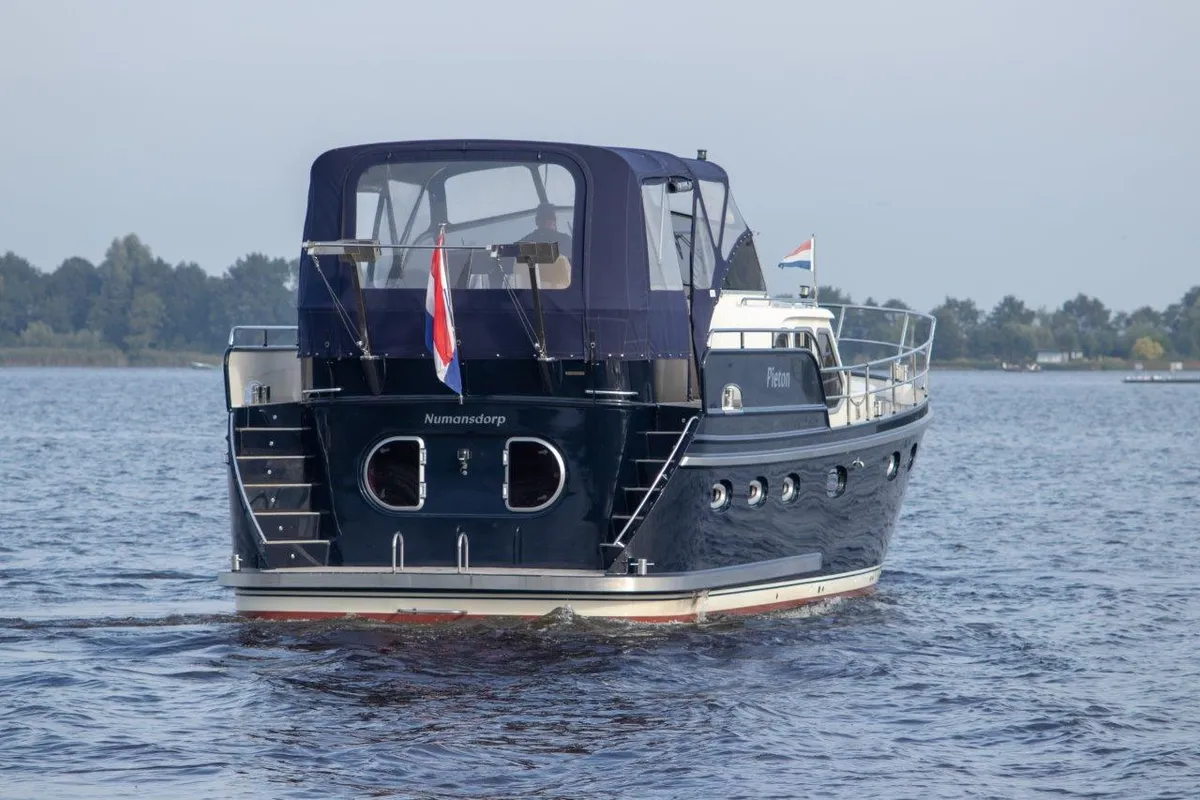 Exterior view of Pieton, a De Drait DeLuxe 42 motorboat at Akkrum, Netherlands