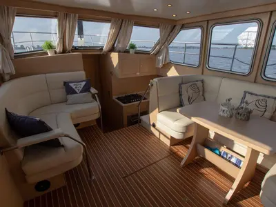 Salon of Pieton, a De Drait DeLuxe 42 motorboat at Akkrum, Netherlands