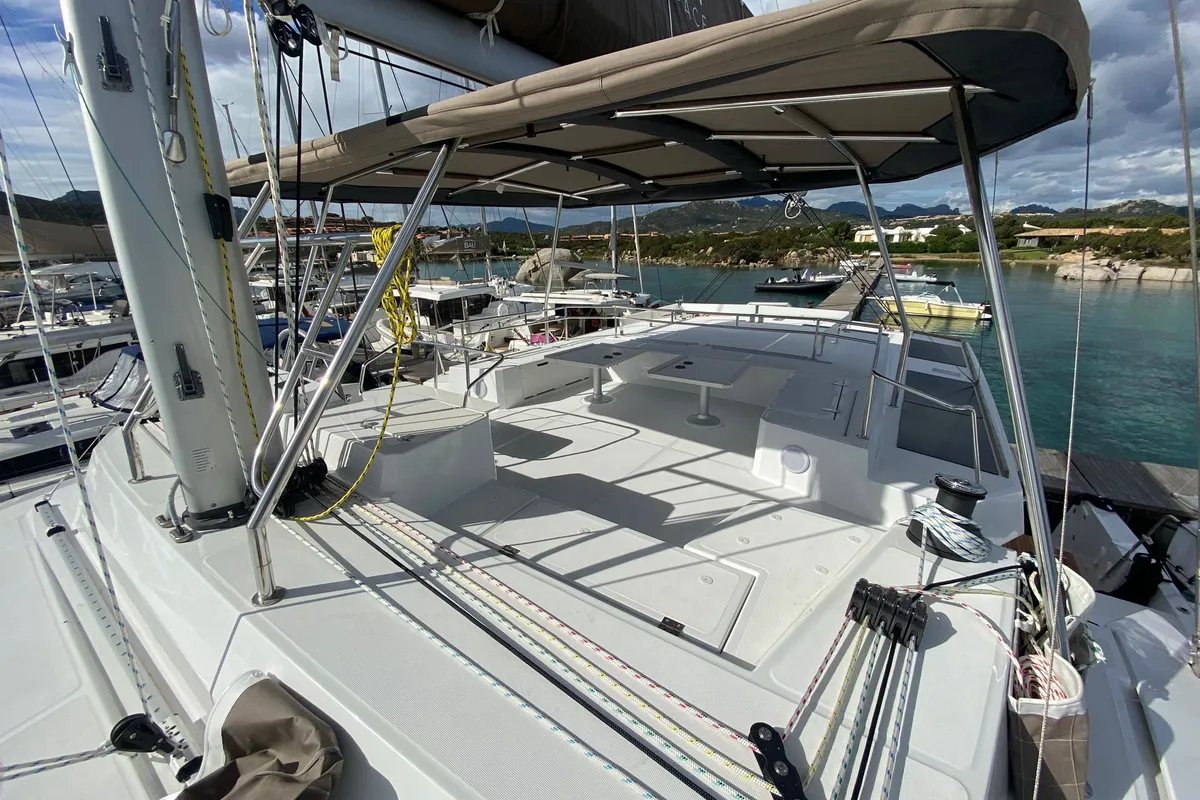 Deck of Spritz "New 2024", a Bali 5.4 catamaran at Figari/Golfo Aranci, Italy