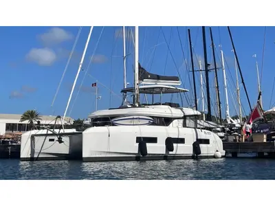 Maui- FIRST CLASS