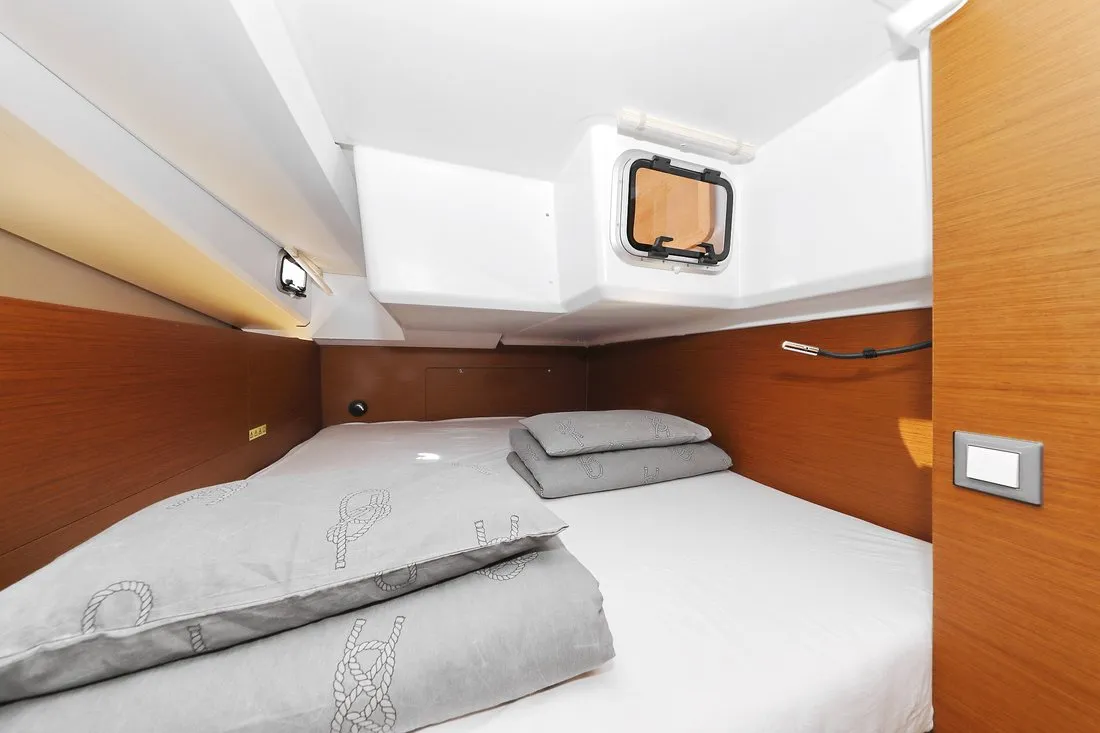 Cabin on Waka, a Jeanneau Sun Odyssey 440 sailboat at Grad Biograd na Moru, Croatia