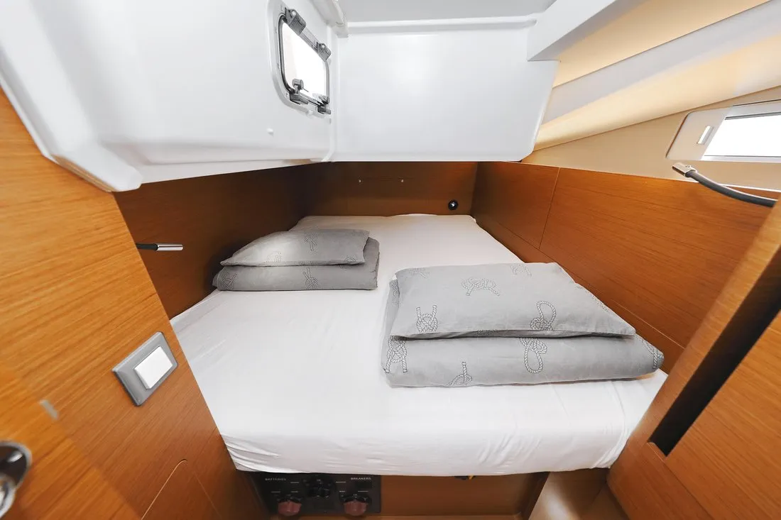 Cabin on Waka, a Jeanneau Sun Odyssey 440 sailboat at Grad Biograd na Moru, Croatia