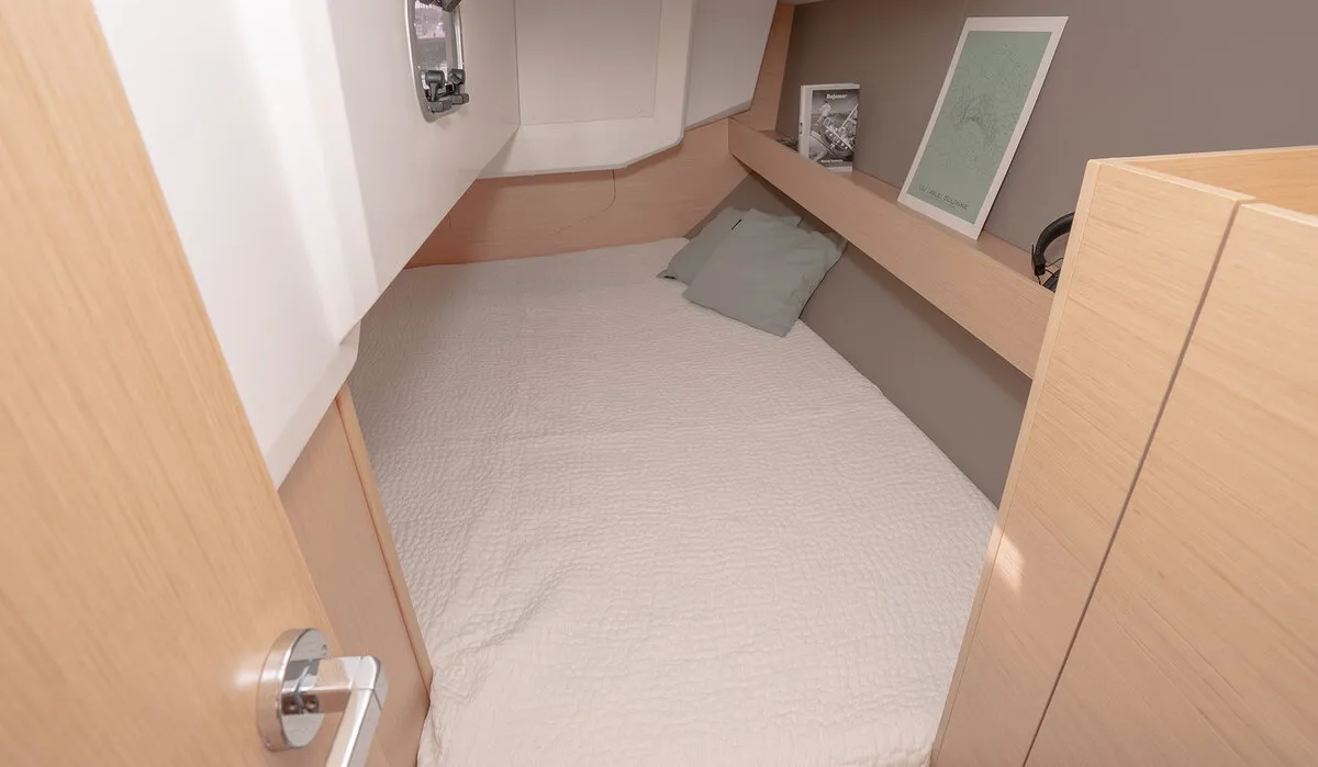 Cabin on Peanut, a Beneteau Oceanis 30.1 sailboat at Road Town, British Virgin Islands