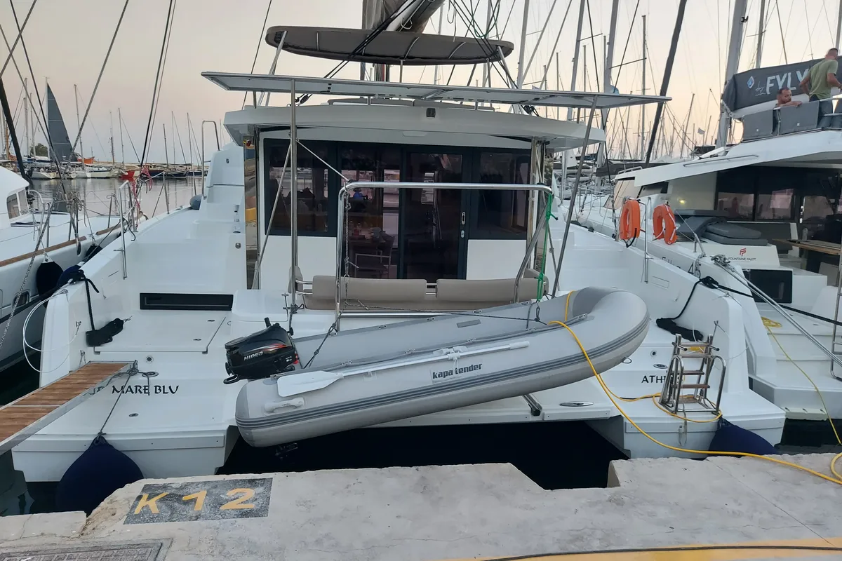 Exterior view of Mare Blu, a Bali 4.2 catamaran at Athens, Greece