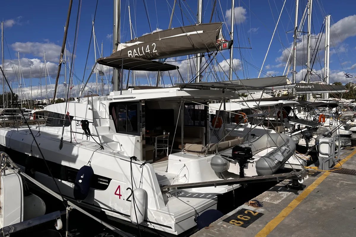 Exterior view of Mare Blu, a Bali 4.2 catamaran at Athens, Greece