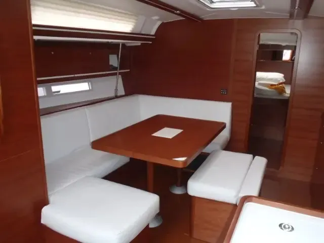 Salon of Ambiente V, a Dufour 445 Grand Large sailboat at Marmaris, Turkey