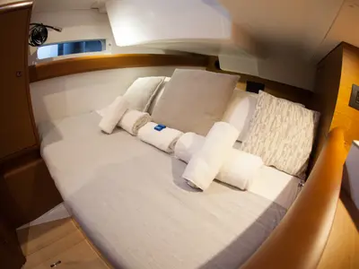Cabin on Maistros, a Jeanneau Sun Odyssey 519 sailboat at Lavreotiki Municipal Unit, Greece
