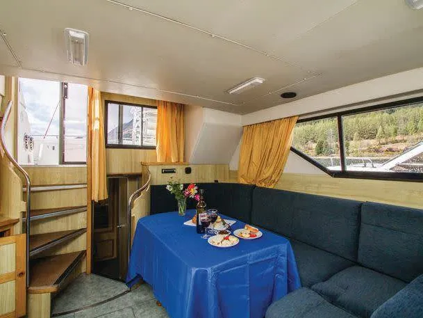 Salon of Cygnet Royal Star WHS, a motorboat at Laggan, United Kingdom