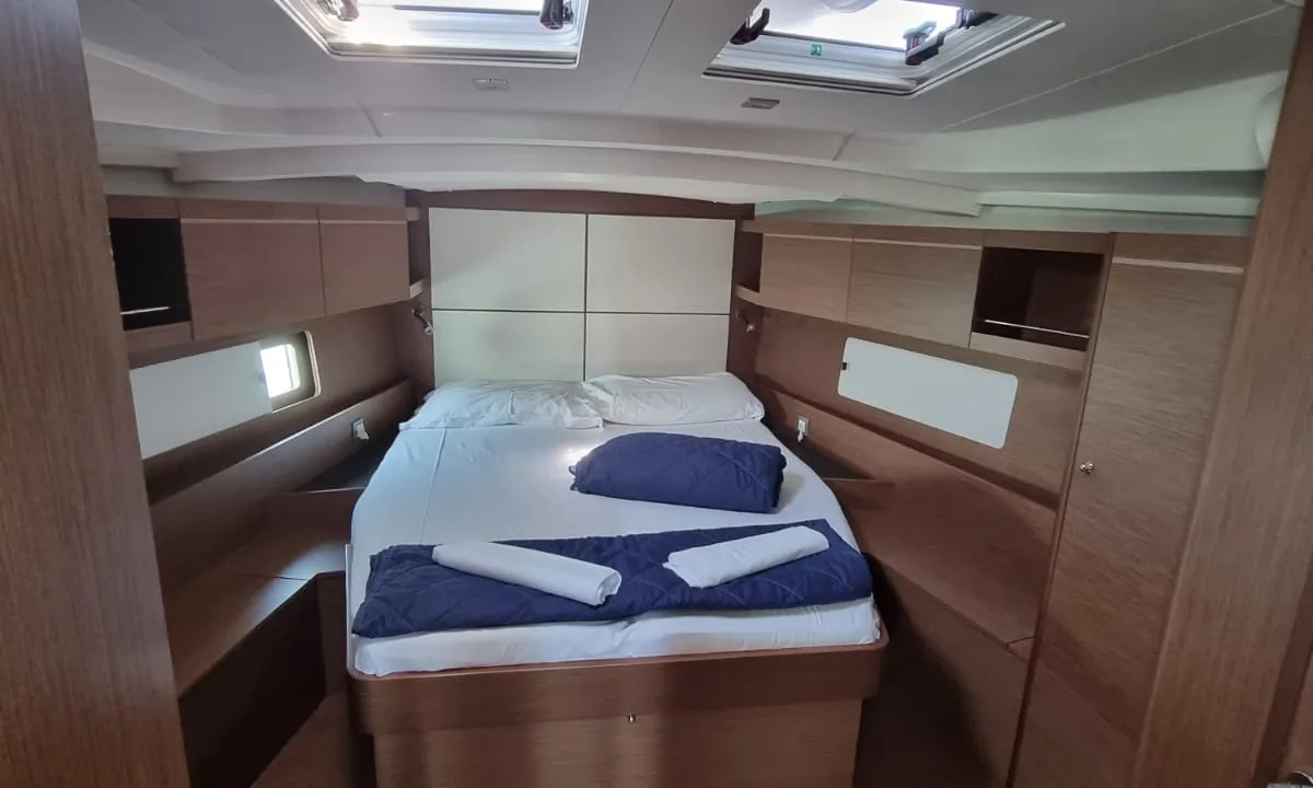 Cabin on Electra, a Beneteau Oceanis 46.1 sailboat at Olbia, Italy