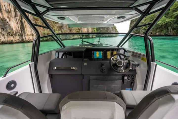 Cockpit of Apollo, a Axopar 37 Sun Top motorboat at Kranidi, Greece