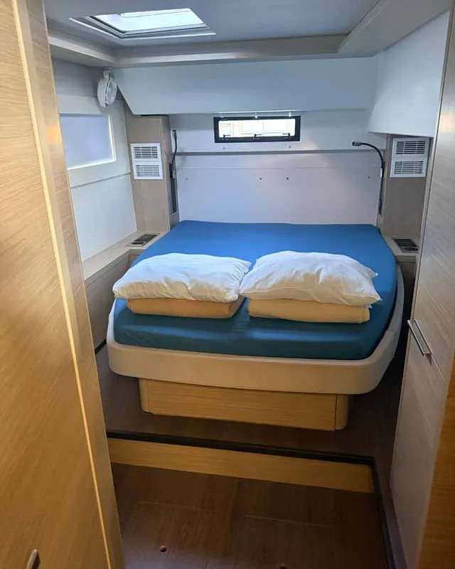 Cabin on New Horizons, a Lagoon 46 catamaran at Palma de Mallorca, Spain