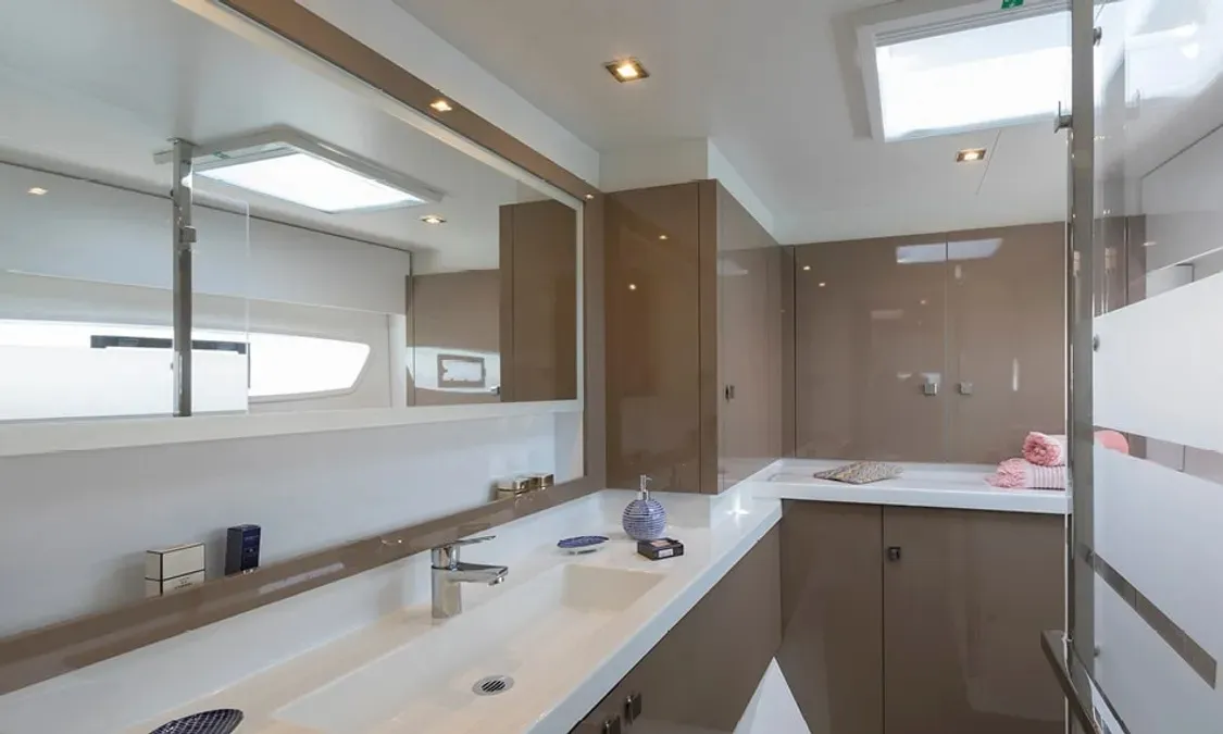 Head on Nou Nou 1, a Fountaine Pajot Astréa 42 catamaran at Lavrion, Greece