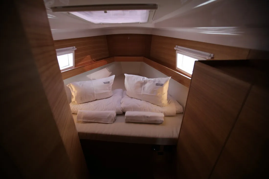 Cabin on Vikki, a Elan Impression 45.1 sailboat at Pirovac, Croatia