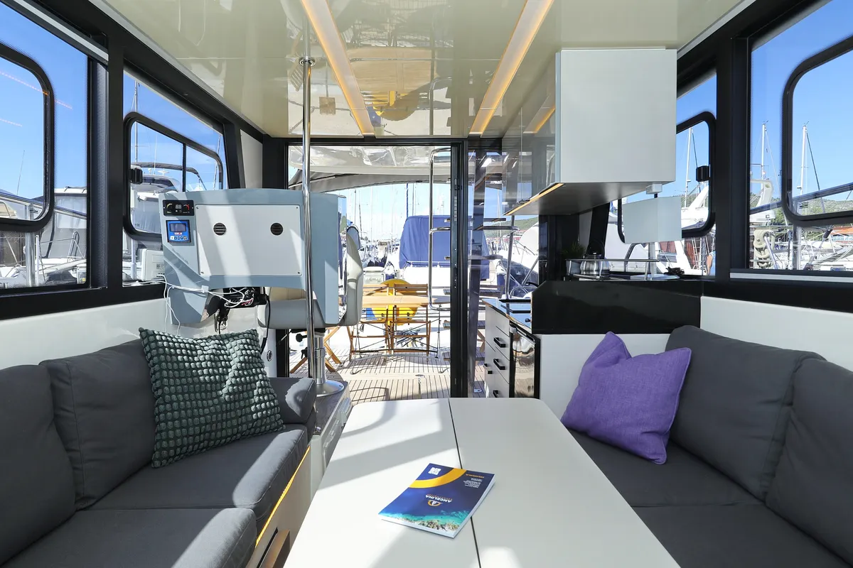 Salon of Nanda, a Cobra Yachts Futura 40 Grand Horizon motor yacht at Punat, Croatia