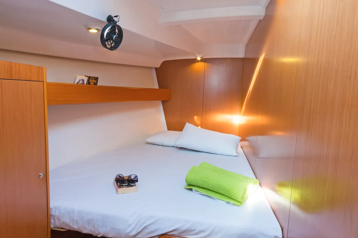 Cabin on Manitu, a Beneteau Cyclades 50.5 sailboat at Athens, Greece
