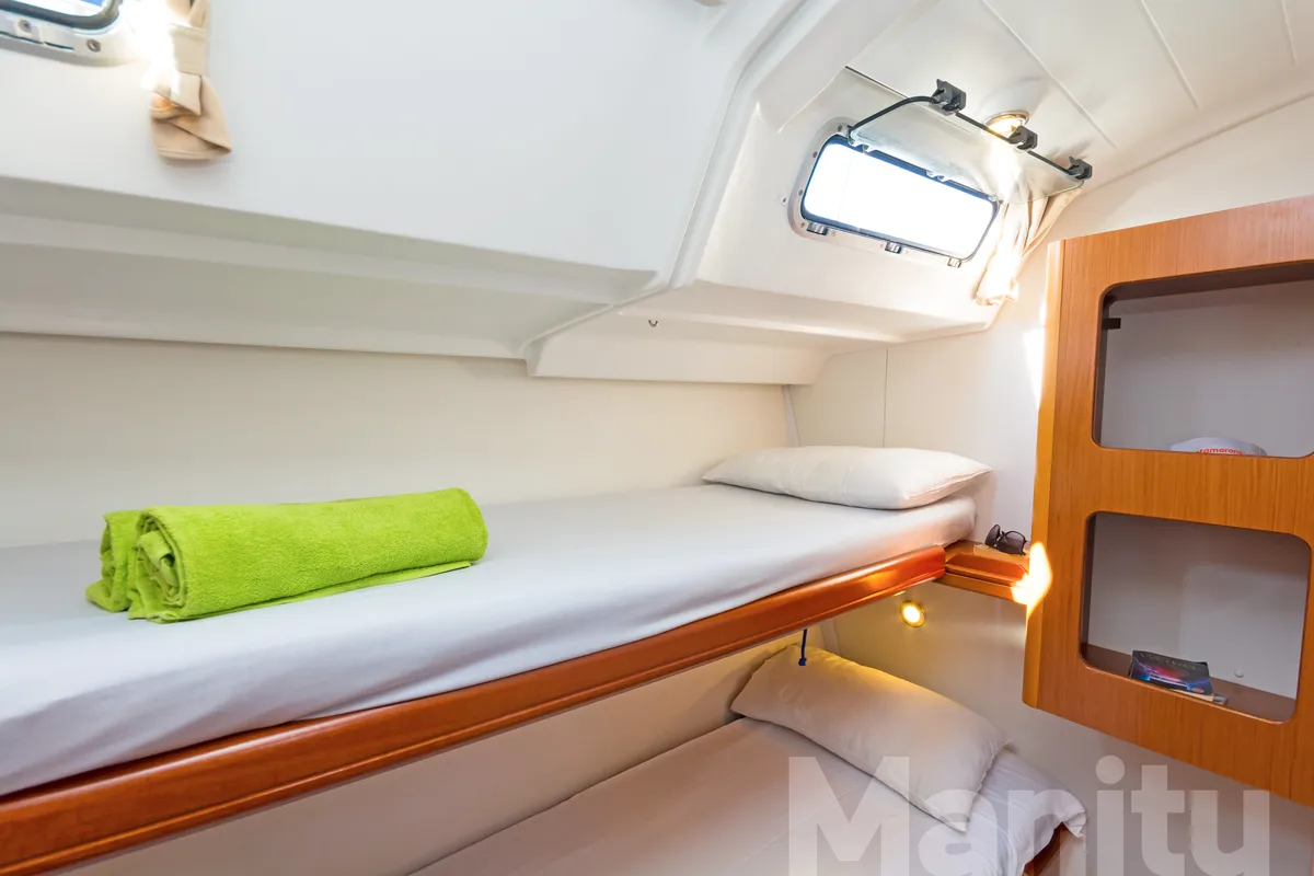 Cabin on Manitu, a Beneteau Cyclades 50.5 sailboat at Athens, Greece