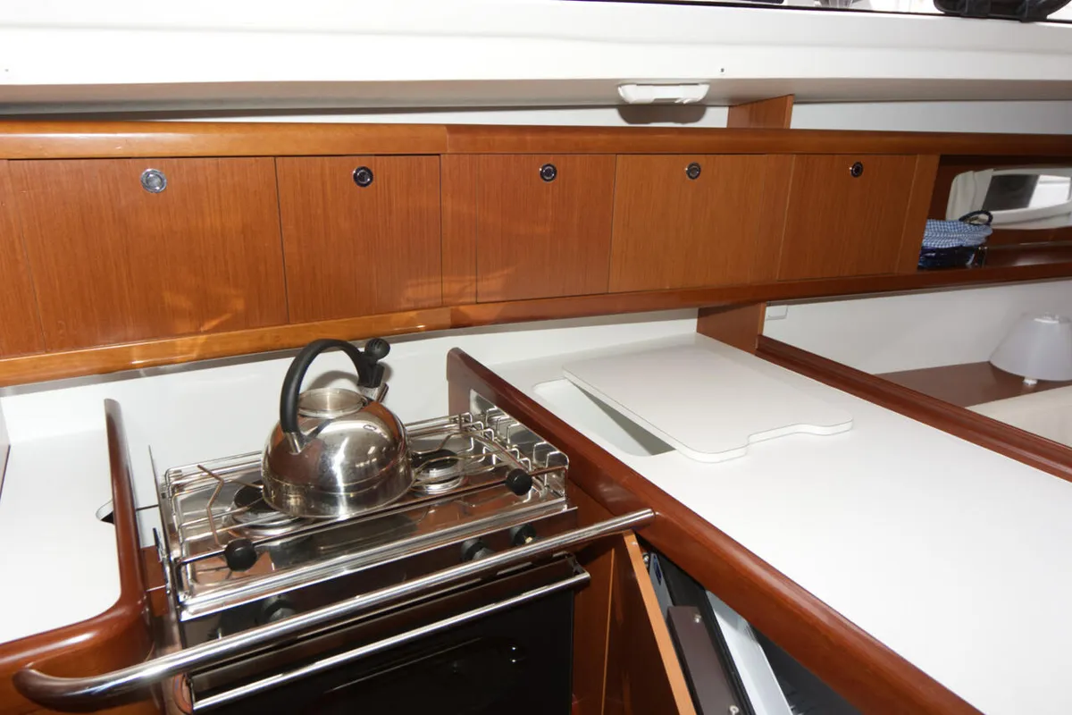 Galley of Blaubart, a Beneteau Oceanis 34 sailboat at Flensburg, Germany