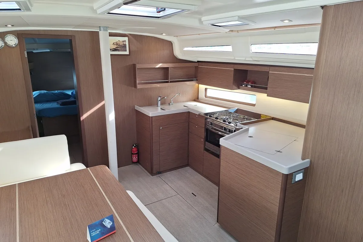Galley of Josephine, a Beneteau Oceanis 40.1 sailboat at Tonnarella, Italy