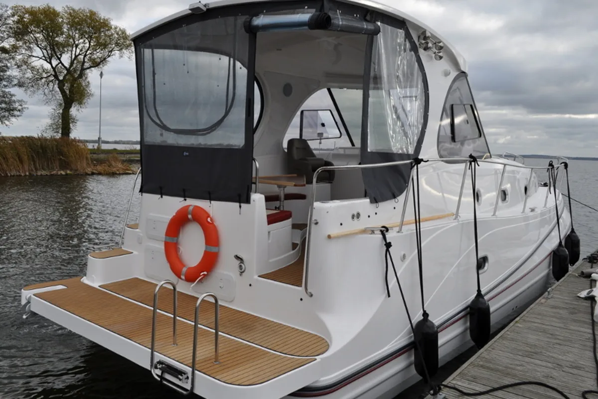 Exterior view of Tes 393 Illuminatus, a Tes 393 Illuminatus motorboat at Wilkasy, Poland