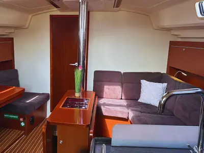 Salon of Ivy, a Hanse 415 sailboat at Grad Kaštela, Croatia