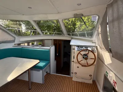 Cockpit of Tarpon 42, a motorboat at Mittersheim, France