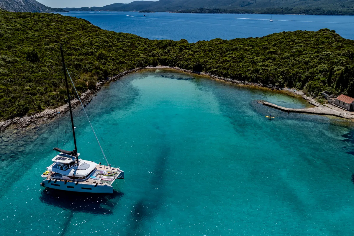 Exterior view of Agenda 55, a Lagoon 55 catamaran at Grad Kaštela, Croatia