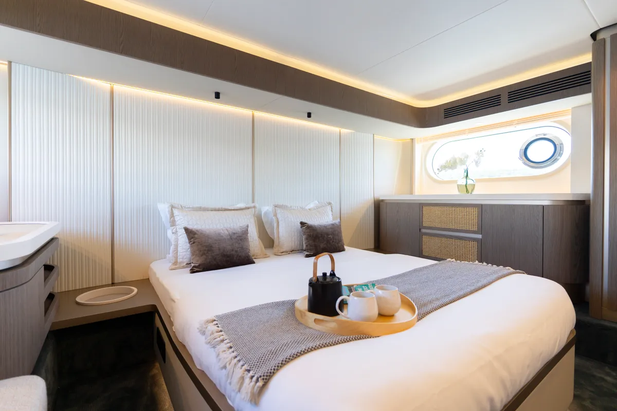 Cabin on Olivia, a Azimut Magellano 60 motorboat at Grad Šibenik, Croatia