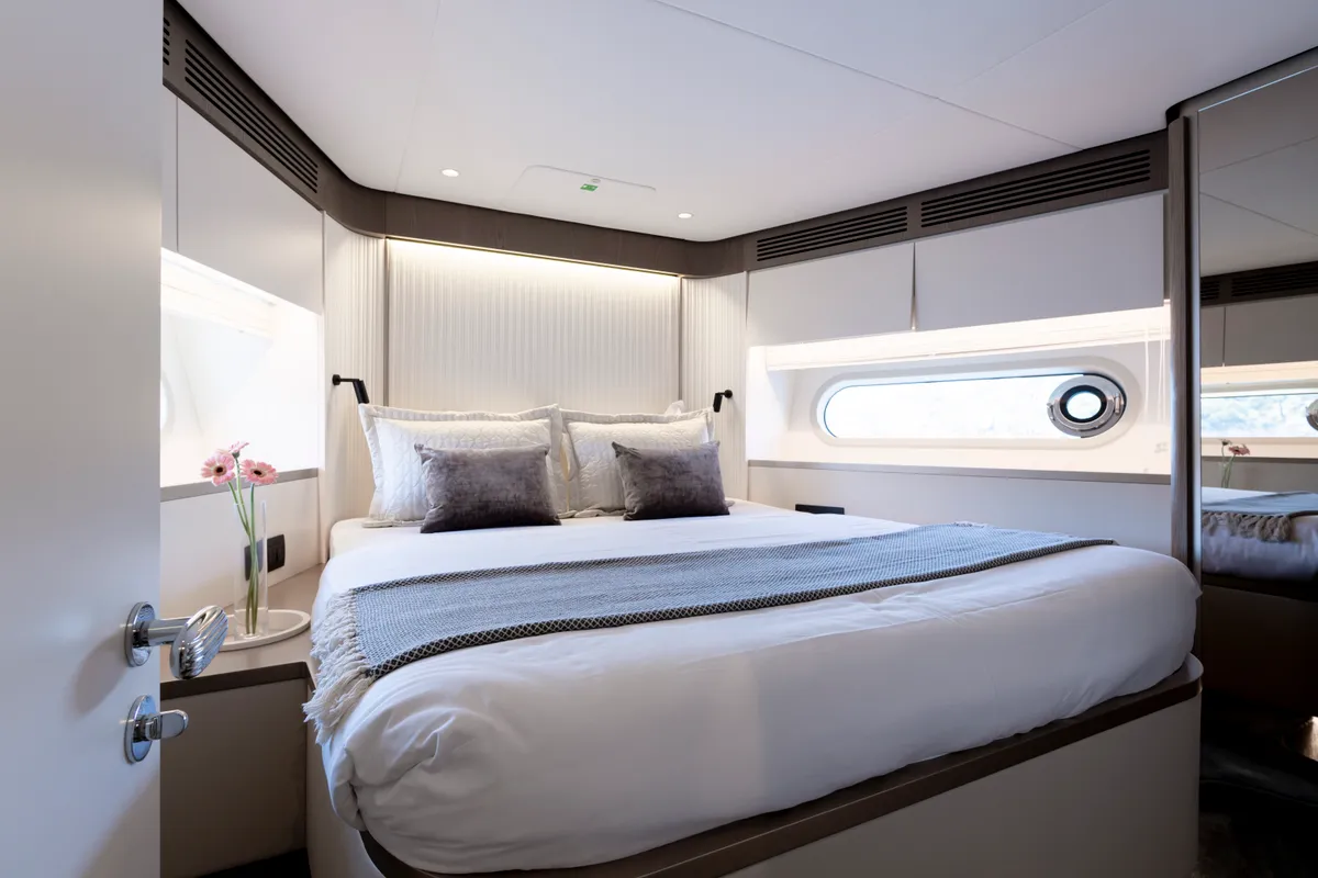 Cabin on Olivia, a Azimut Magellano 60 motorboat at Grad Šibenik, Croatia