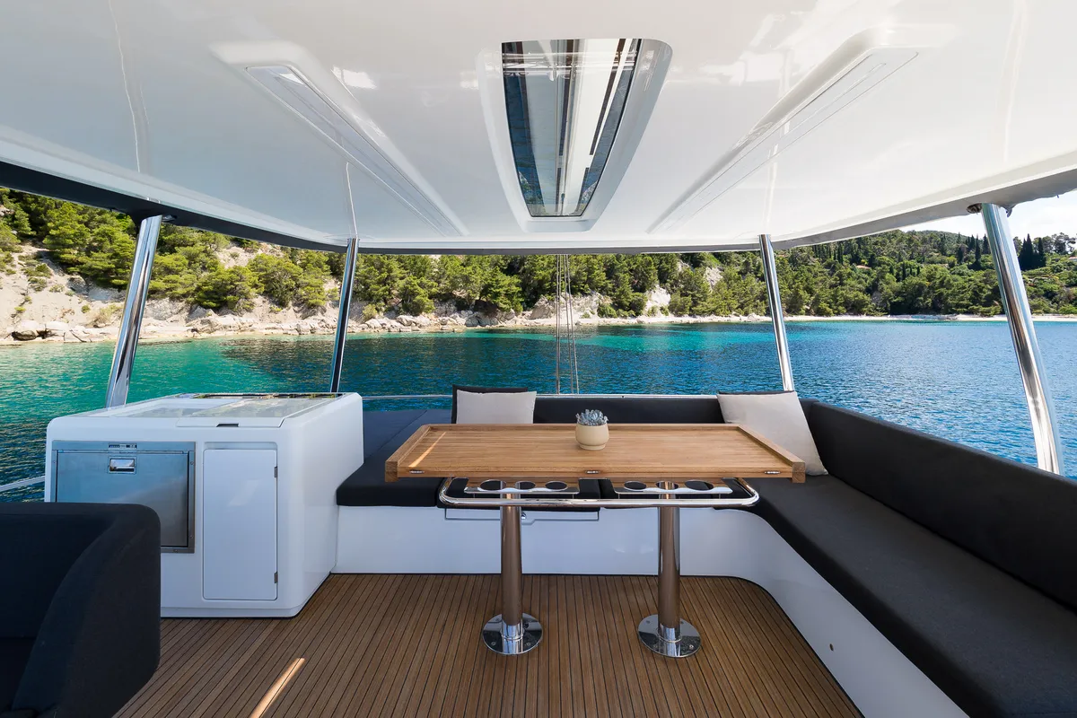 Champagne Please, a Lagoon 55 catamaran at Kaštela, Croatia