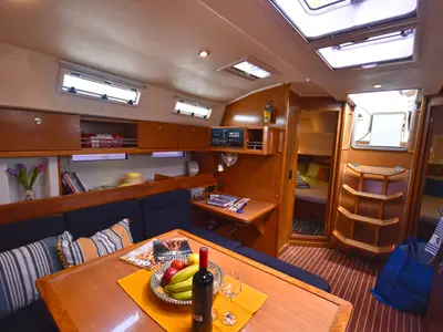 Salon of Nouvelle Vague, a Bavaria Cruiser 45 sailboat at Volos, Greece