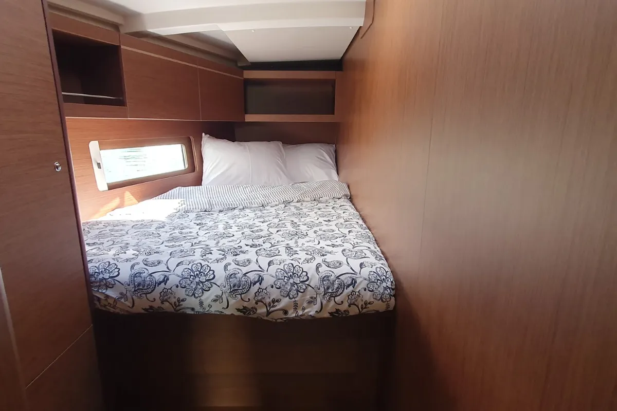 Cabin on Dommie, a Beneteau Oceanis 46.1 sailboat at Split, Croatia