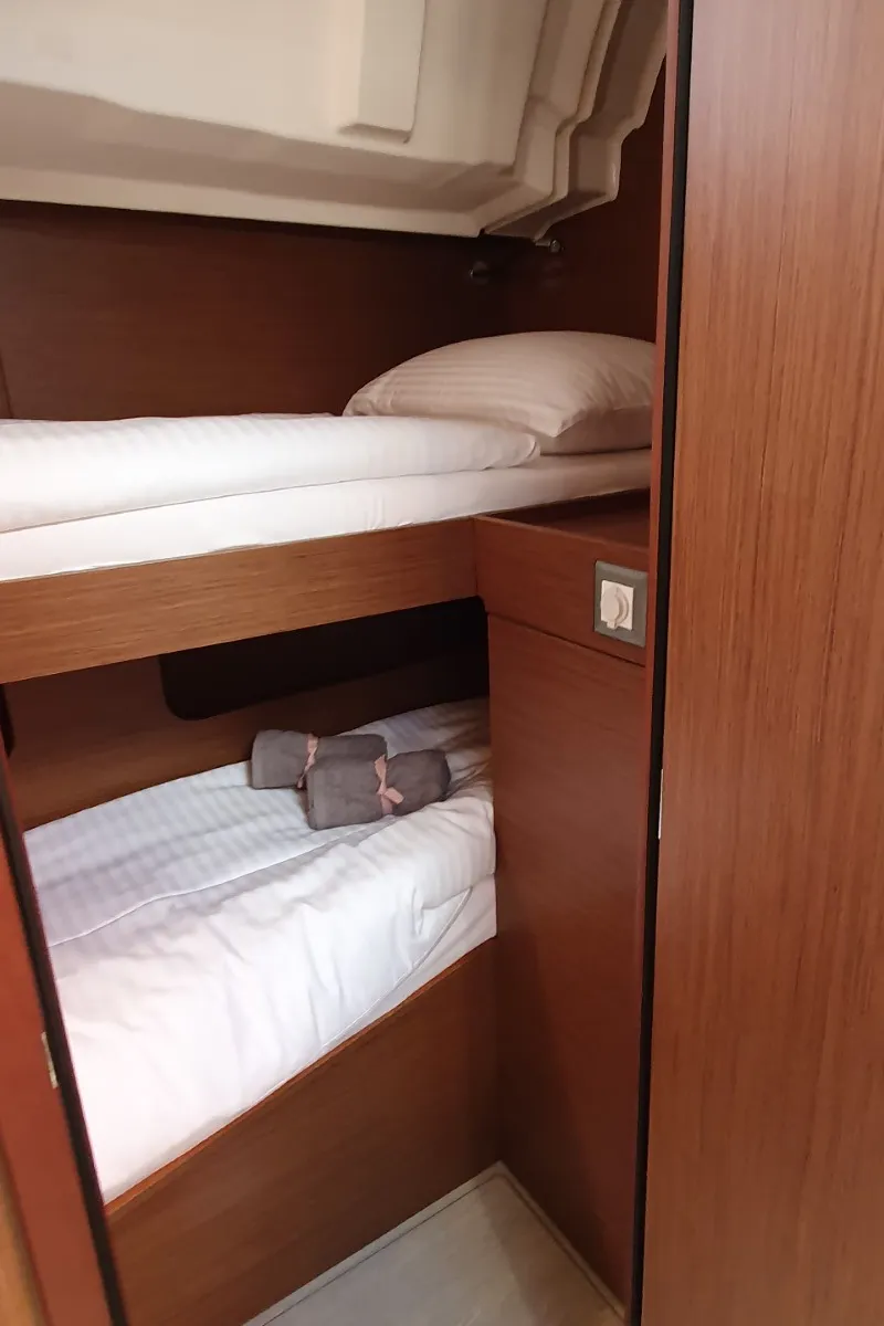 Cabin on Dommie, a Beneteau Oceanis 46.1 sailboat at Split, Croatia
