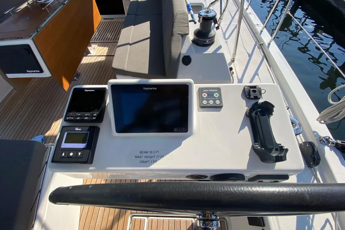 Cockpit of Liliana Bella, a Dufour 530 sailboat at Chesapeake, United States