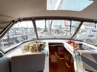 Cockpit of Liliana Bella, a Dufour 530 sailboat at Chesapeake, United States