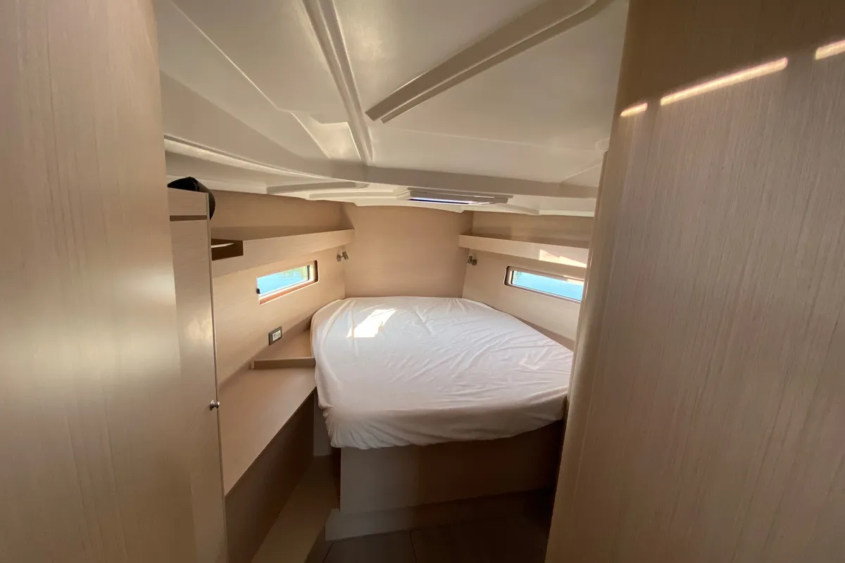 Cabin on La Mer, a Beneteau Oceanis 40.1 sailboat at Athens, Greece