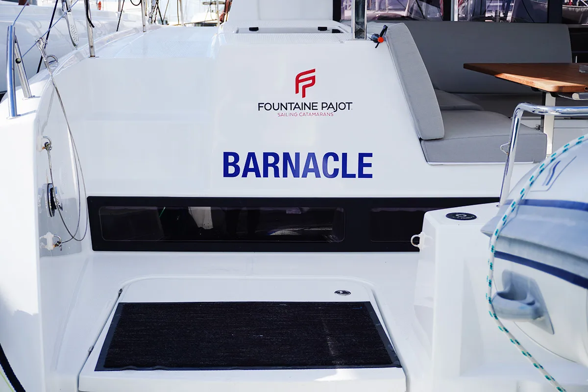 Barnacle, a Fountaine Pajot Isla 40 catamaran at Roche Caiman, Seychelles
