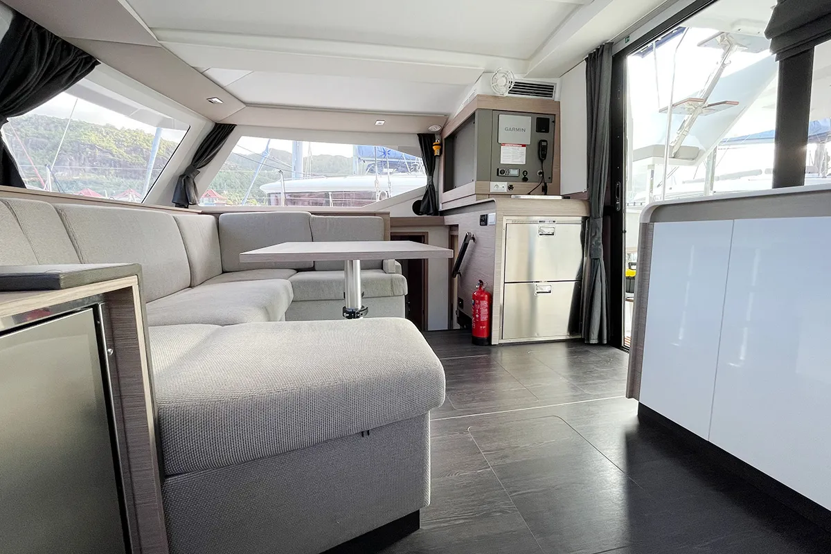 Barnacle, a Fountaine Pajot Isla 40 catamaran at Roche Caiman, Seychelles