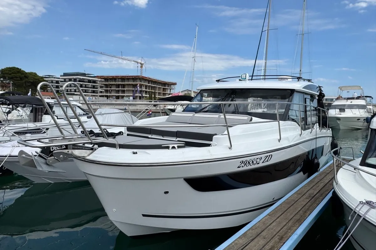 Serendipity, a Jeanneau Merry Fisher 1095 motorboat at Zadar, Croatia