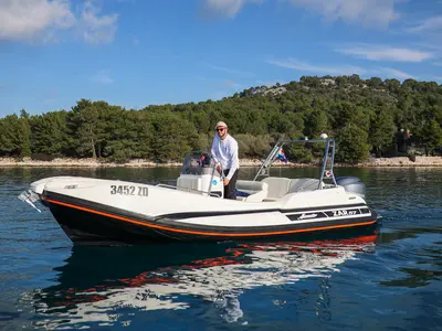 Exterior view of no name, a Zar 57 WD motorboat at Općina Sukošan, Croatia