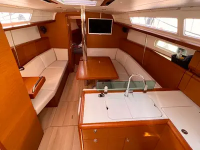 Salon of MoElli, a Jeanneau Sun Odyssey 389 sailboat at Felanitx, Spain