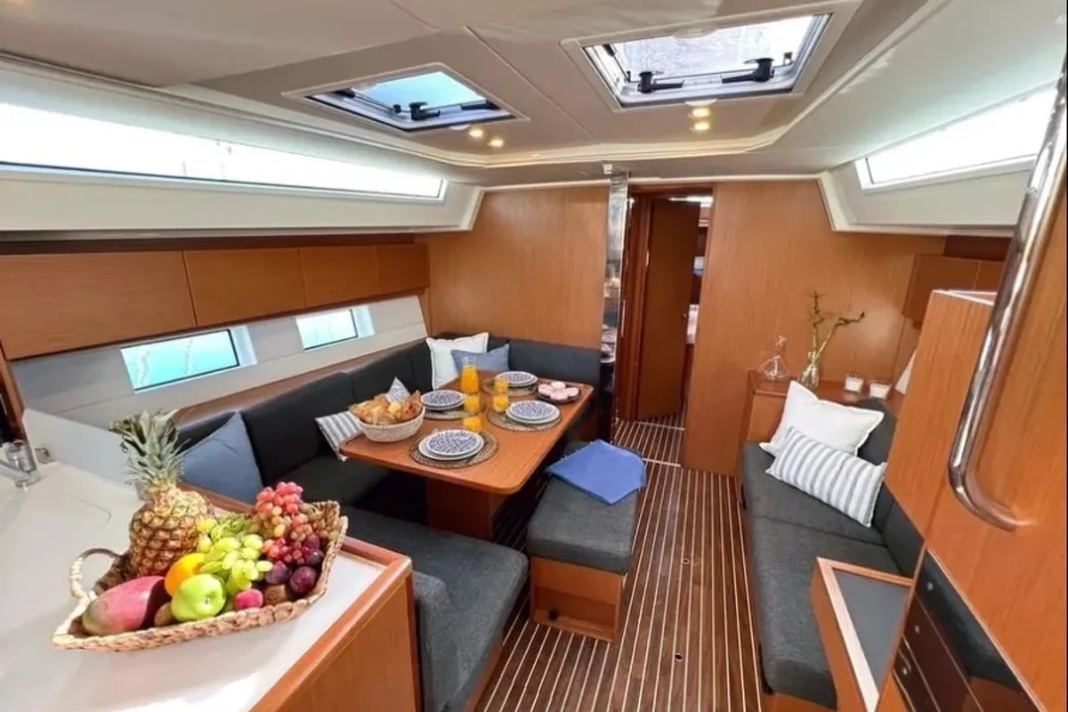Salon of AF-C4521SP, a Bavaria C45 sailboat at Athens, Greece
