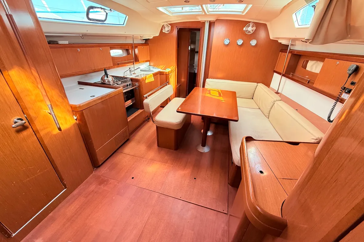 Salon of Blue Star II, a Beneteau Oceanis 43 sailboat at Općina Sukošan, Croatia